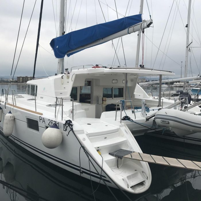 Isis | Lagoon 440 photo 2