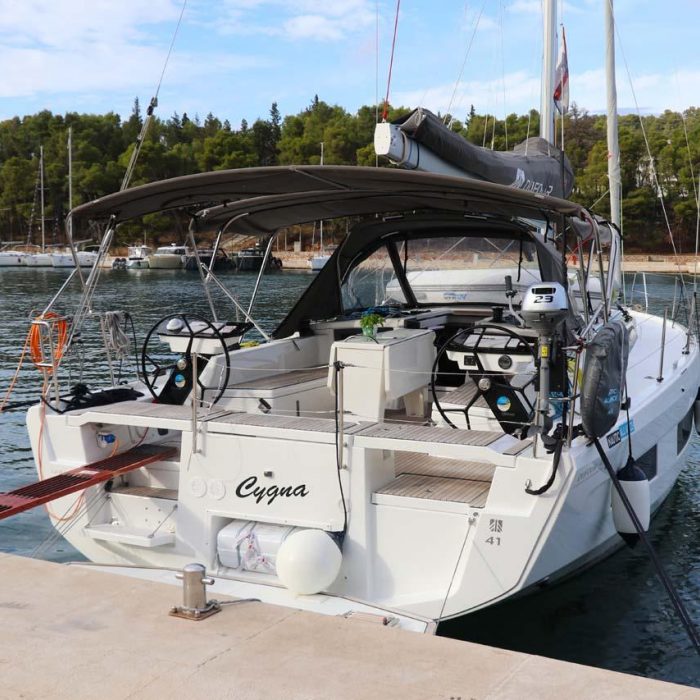 Cygna | Dufour 41 Performance - 3 cab. photo 2