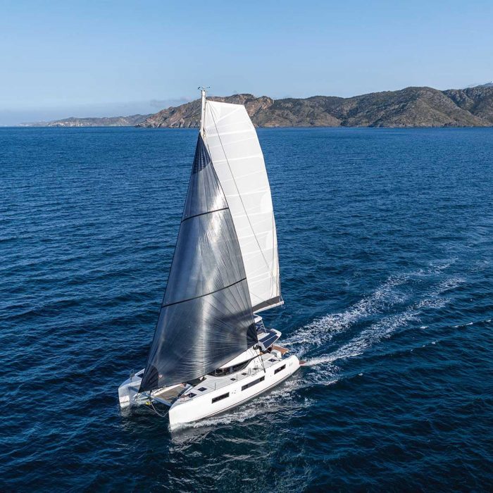 Premium | Lagoon 51 photo 4