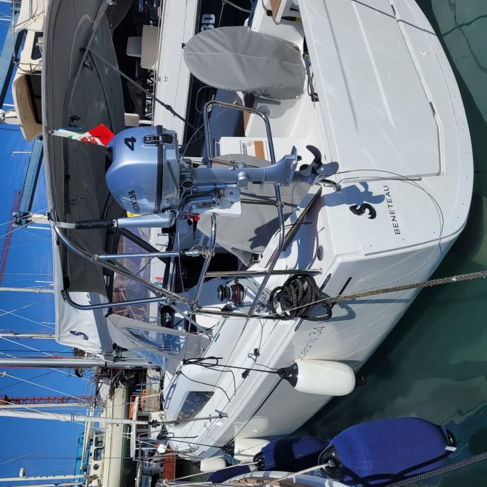 Trapani Vela Club | Oceanis 34.1 photo 6