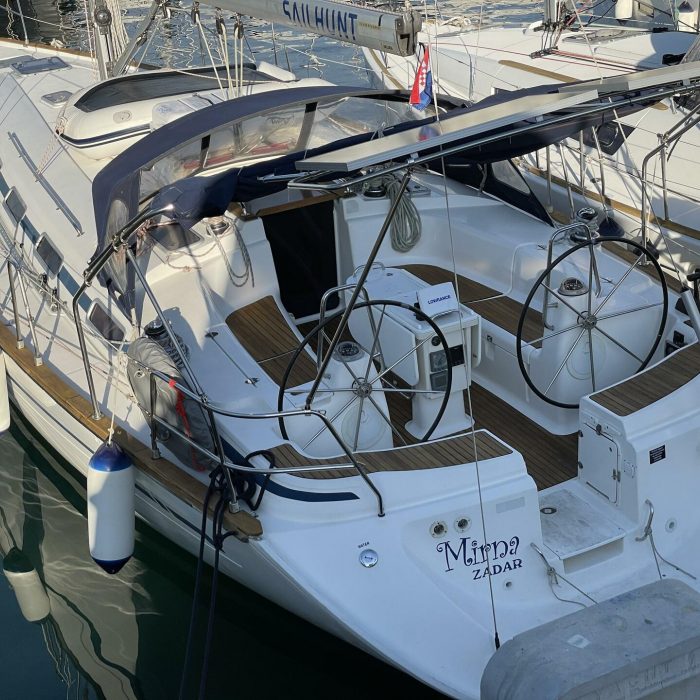Classic | Bavaria 44 photo 2
