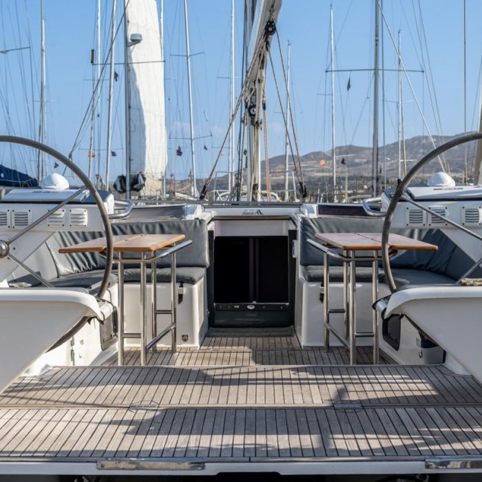 Premium | Hanse 575 photo 2