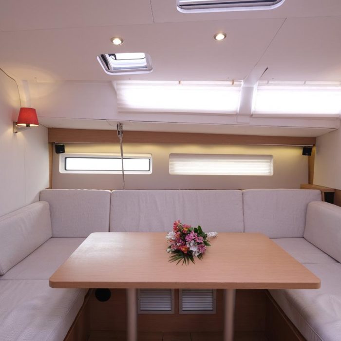 La Vita e Bella | Sun Odyssey 490 photo 15