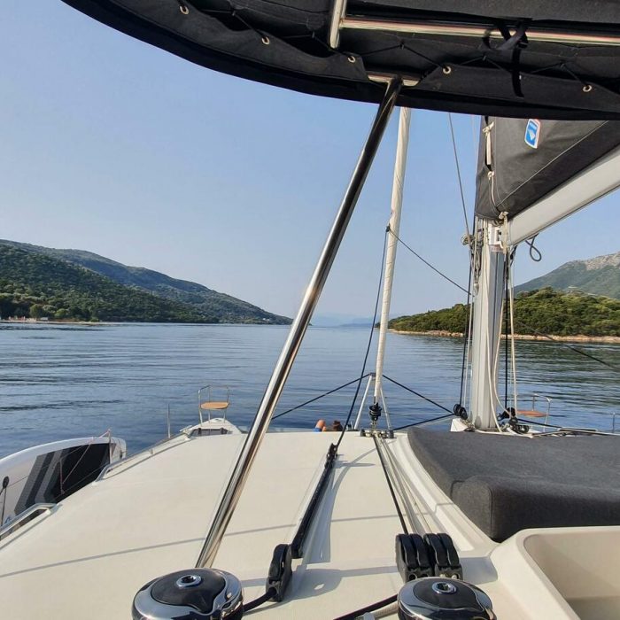 Evi | Lagoon 450 Fly photo 12