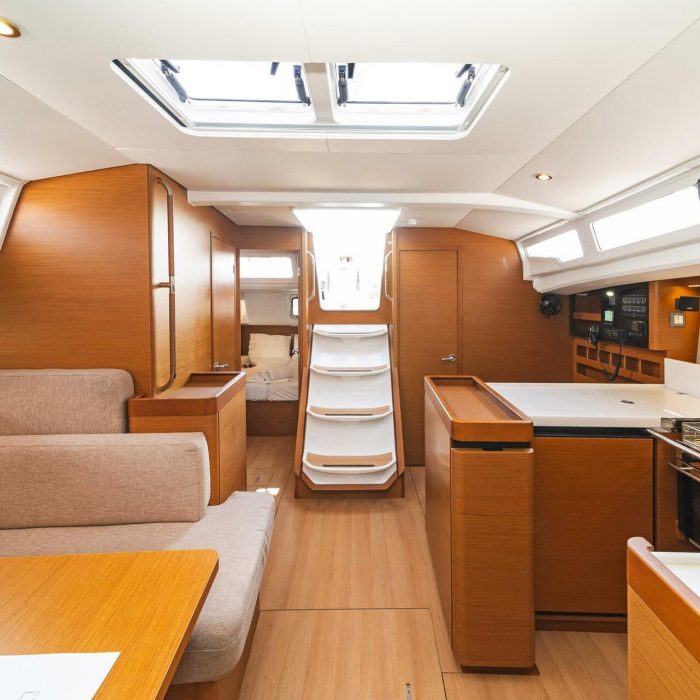 Esperos | Sun Odyssey 440 photo 9