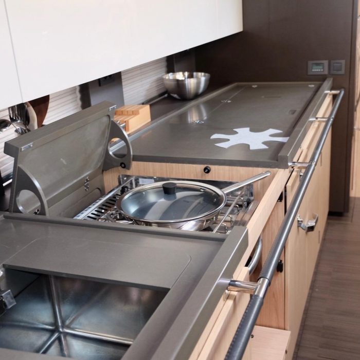 Premium + | Oceanis Yacht 62 photo 46