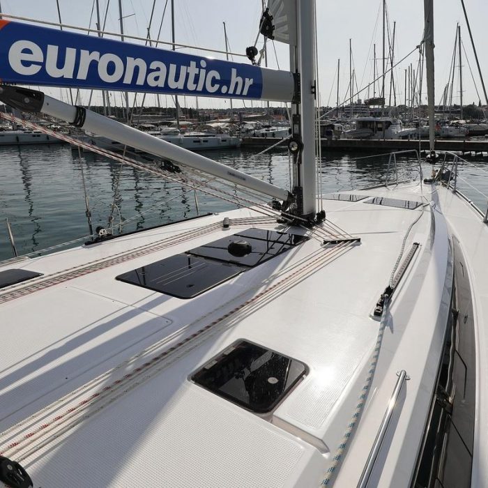 Summer Jazz | Bavaria Cruiser 46 photo 9