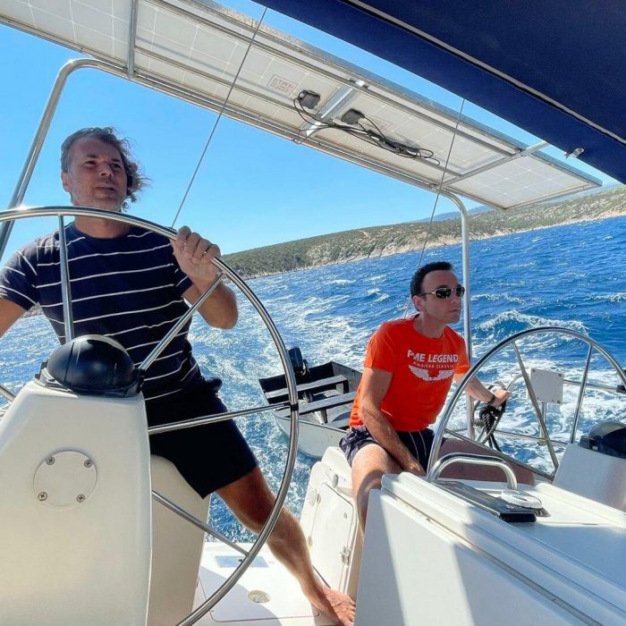 Freedom | Bavaria 44 photo 4