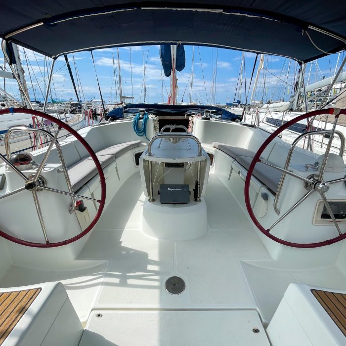 Beethoven ( with Bowthruster ,Solar Panels) photo 18