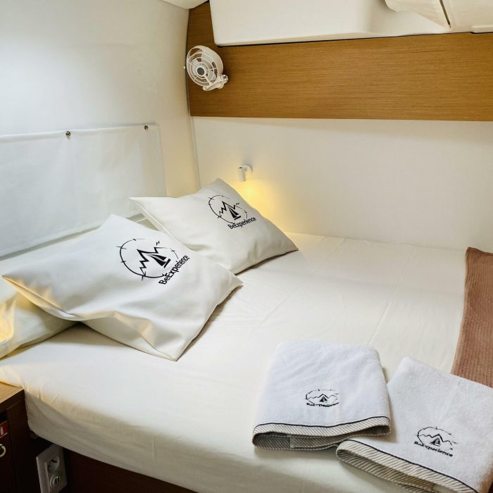 OLOKUM Mallorca BAREBOAT | Excess 11 photo 16