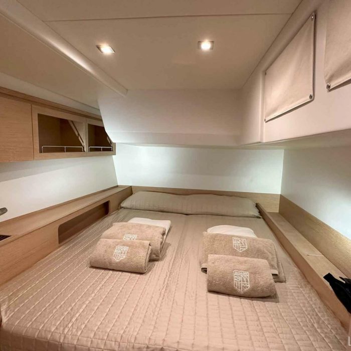 Avalon - Luxury - A/C, Watermaker | Solaris 55 photo 25