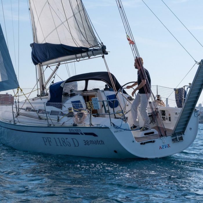 Artix | Bavaria 38 Match photo 1