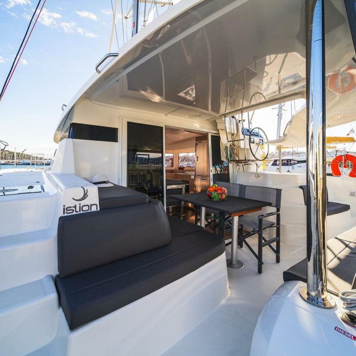 Alma Breeze | Lagoon 38 photo 3
