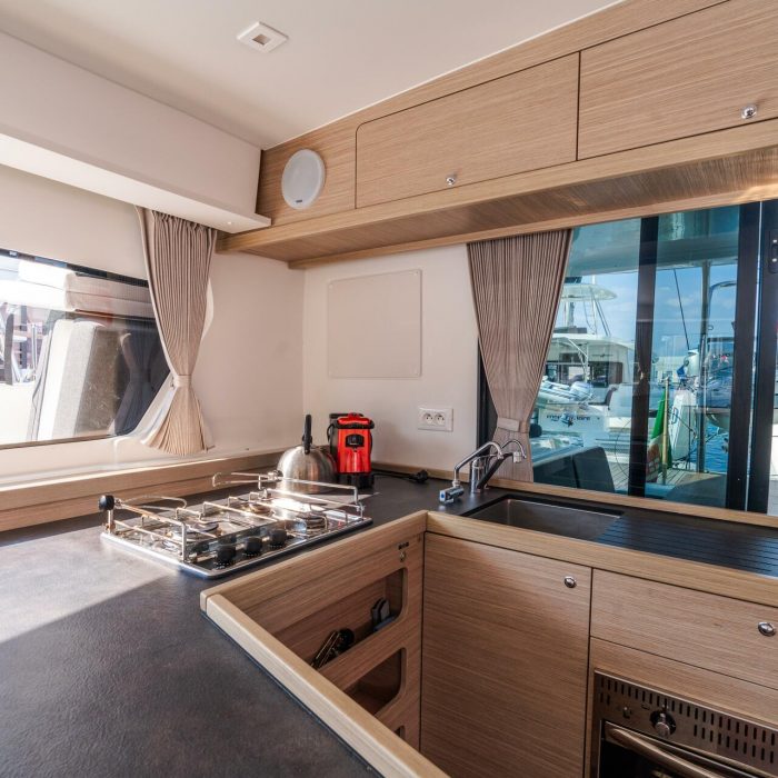 Sirius - Comfort Line | Lagoon 42 photo 11