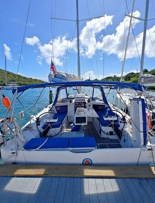 Sunshine Daydream | Dufour 430 photo 2