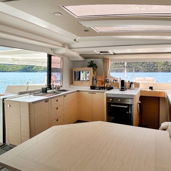 Angara | Fountaine Pajot Tanna 47 photo 14