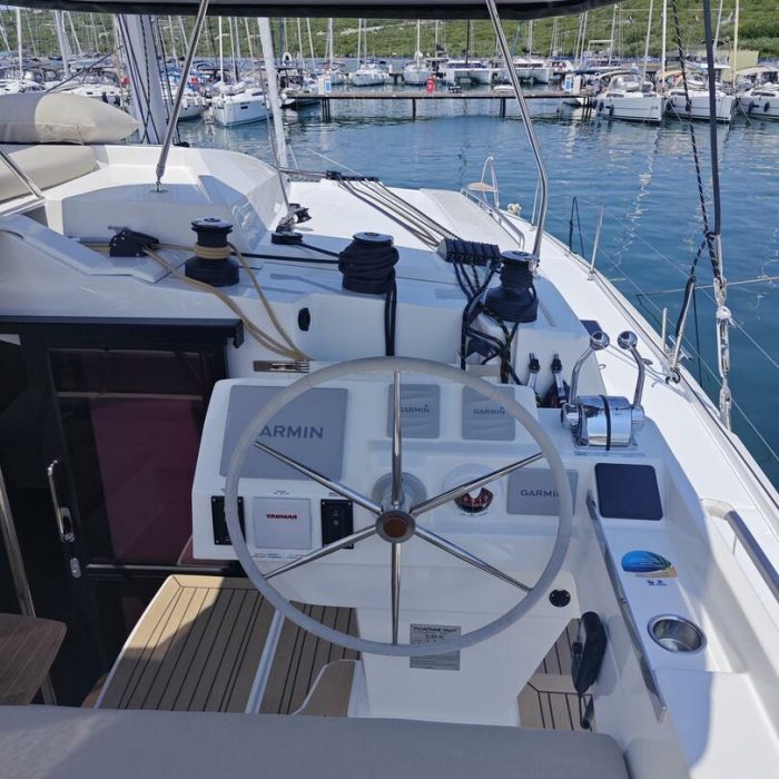 Caramita | Fountaine Pajot Elba 45 photo 5