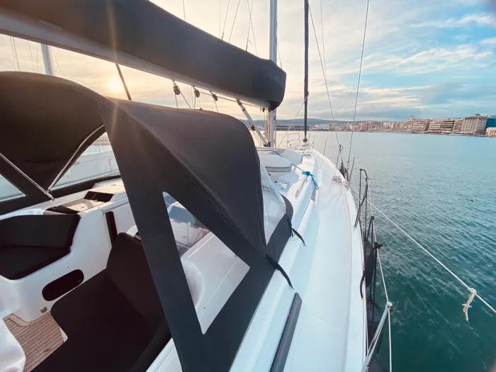 Rogira | Hanse 458 photo 3