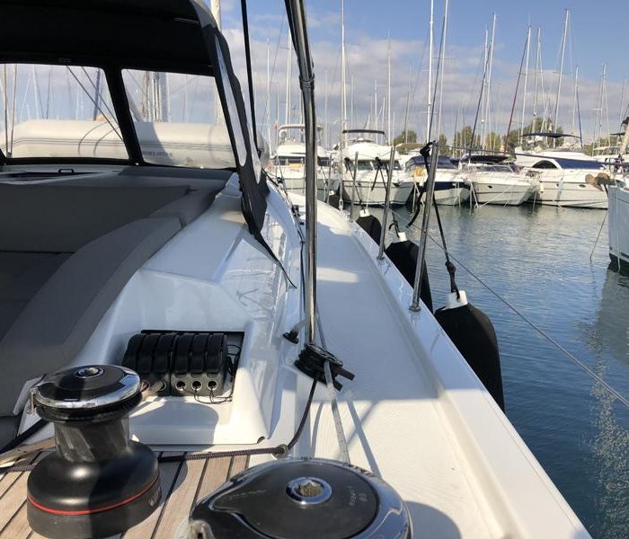 Salt Water (A/C - Generator - Inverter - 12 pax) | Oceanis 51.1 photo 5