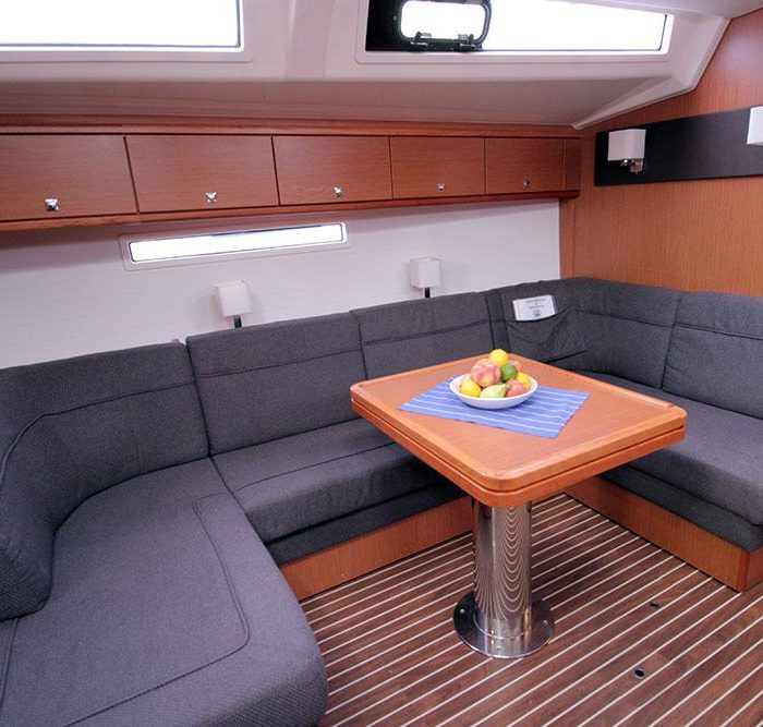 Maximum | Bavaria Cruiser 56 photo 8