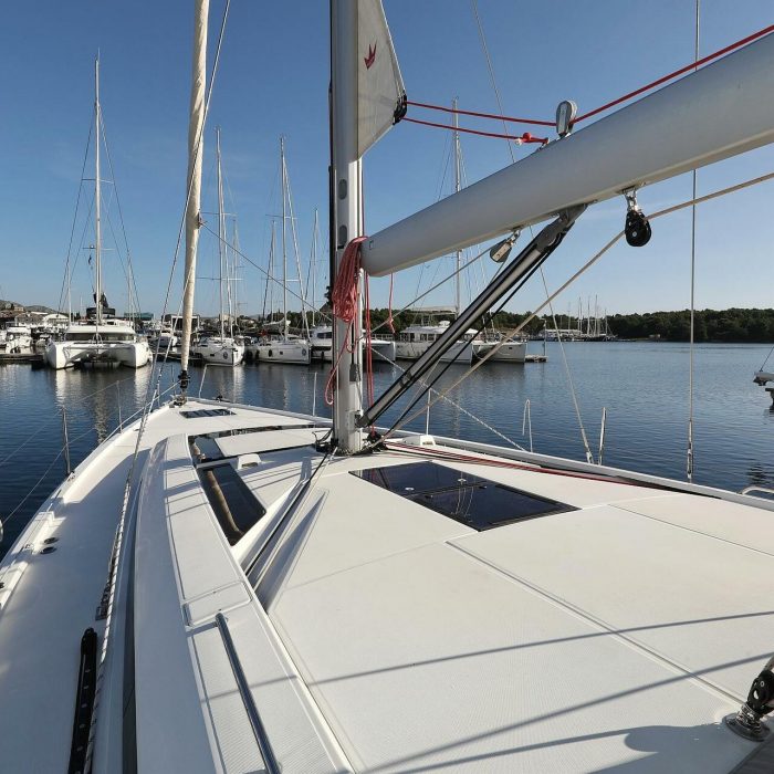 Air 1 | Oceanis 51.1 photo 9