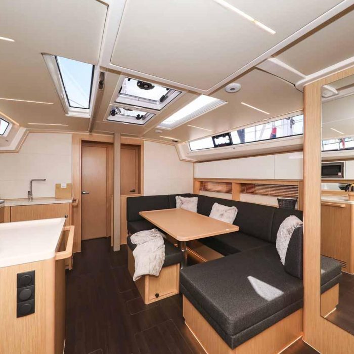 Delizia | Bavaria C46 photo 18