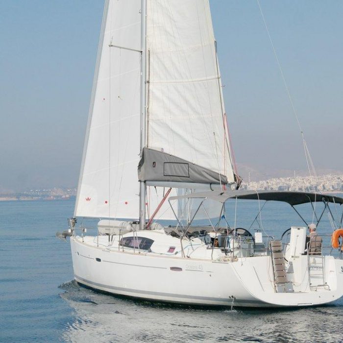 Seacret | Oceanis 43 photo 9