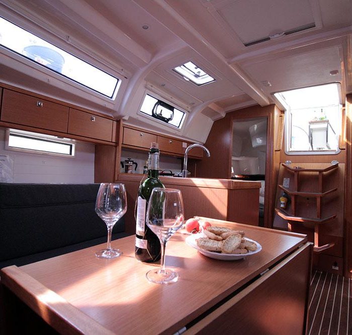 Chilly Lilly | Bavaria Cruiser 37 photo 12