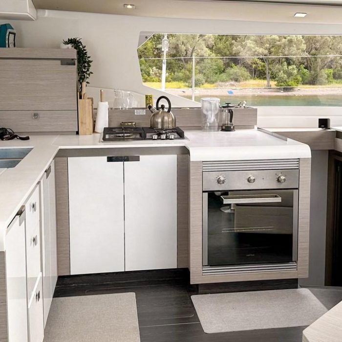 Smart Way | Fountaine Pajot Tanna 47 photo 22