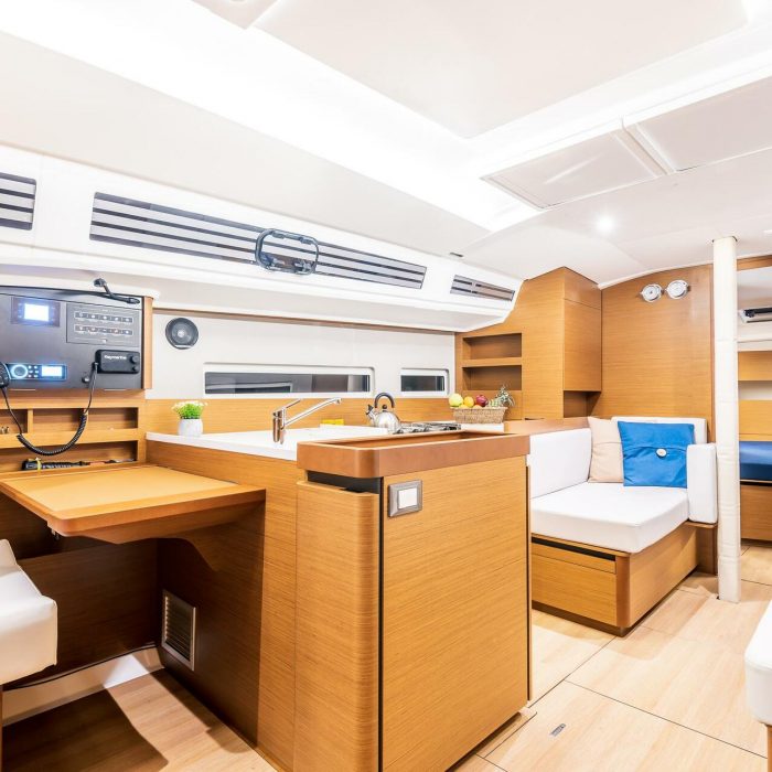 Emotion | Sun Odyssey 410 photo 24