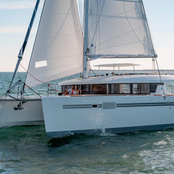 Arome | Lagoon 450 Sport photo 1