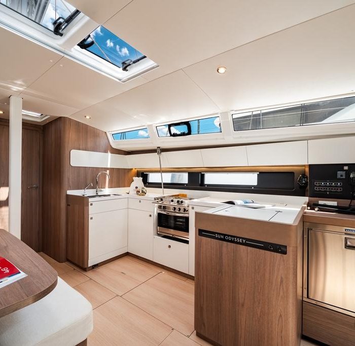 DEUX-MI | Sun Odyssey 455 photo 3