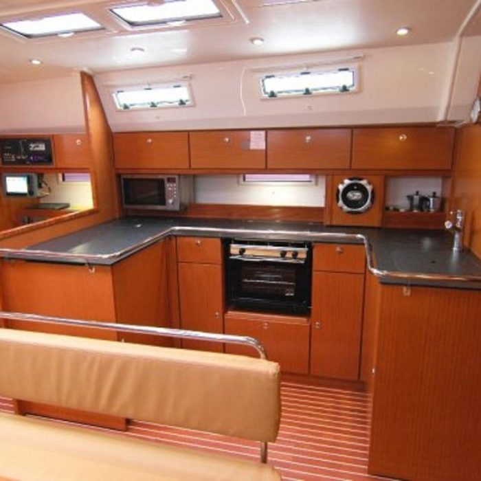 Zaurak | Bavaria Cruiser 50 photo 8