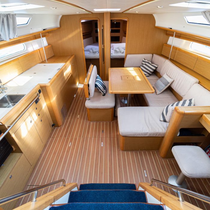 Beethoven ( with Bowthruster ,Solar Panels) photo 17