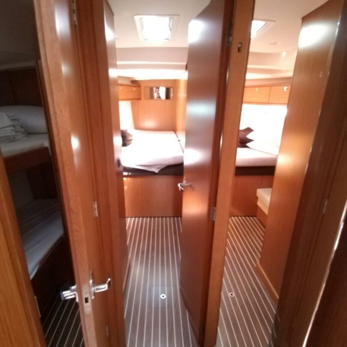 Gin Tonic | Bavaria Cruiser 51 photo 36