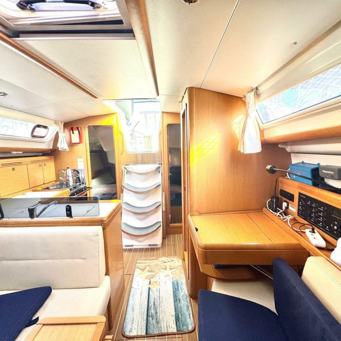 Che | Sun Odyssey 36i photo 8
