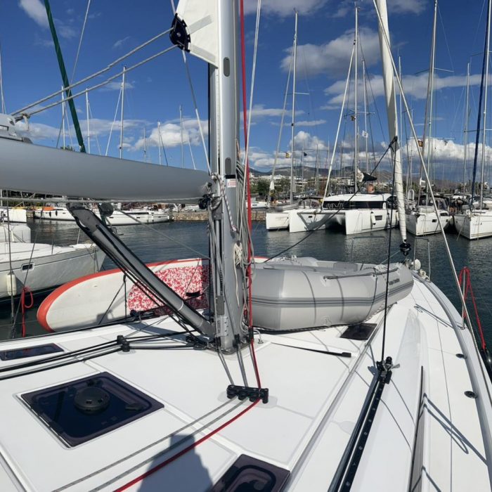 Saiph  (Electric Heads, Inverter) | Oceanis 40.1 photo 3