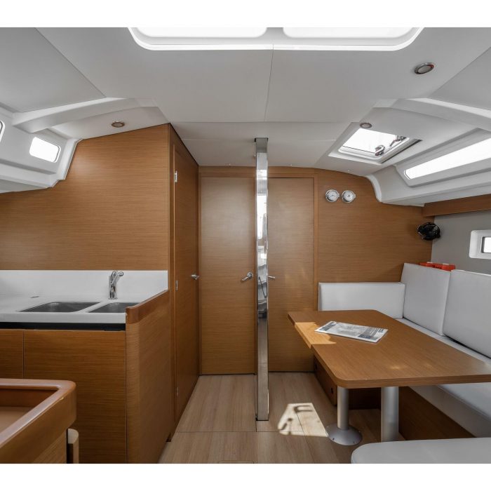ALMYRA 440 | Sun Odyssey 440 photo 3