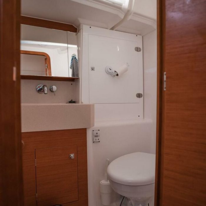 Tormenta (Available for Crewed Daily Charters Only) | Dufour 37 photo 11