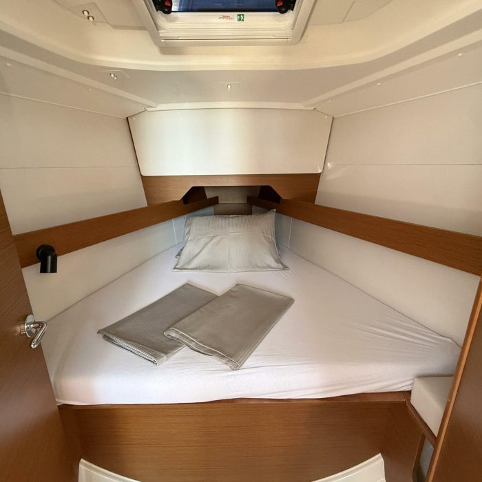 Reina De Oros | Sun Odyssey 349 photo 24