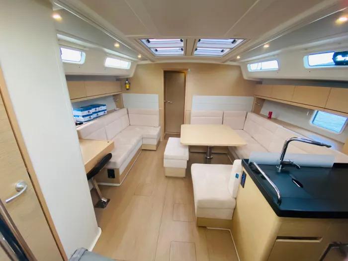 Rogira | Hanse 458 photo 18