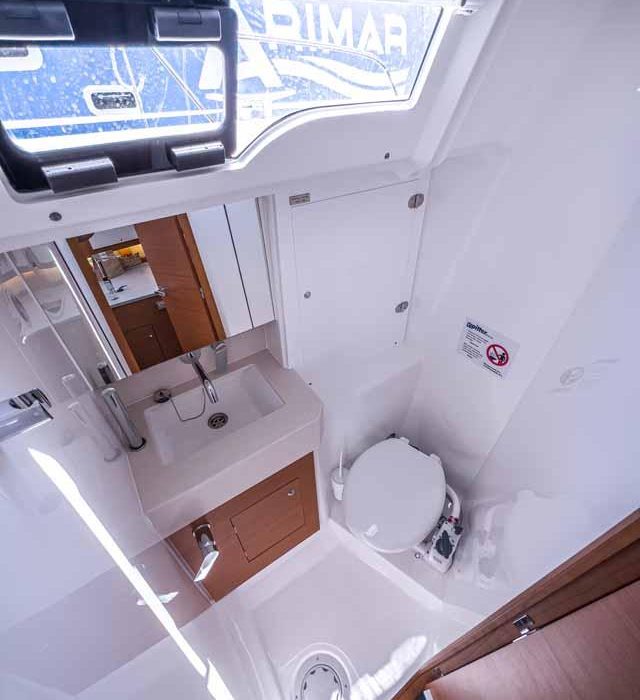 Arktur | Dufour 37 photo 13