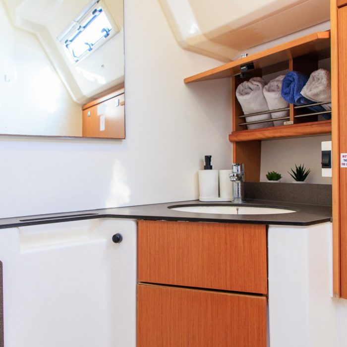 Kyveli | Bavaria Cruiser 46 photo 12