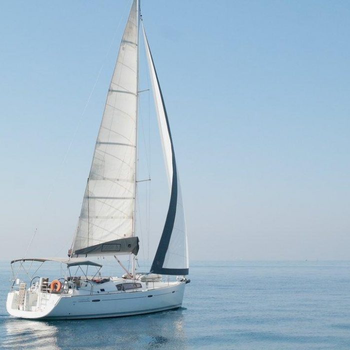 Seacret | Oceanis 43 photo 11