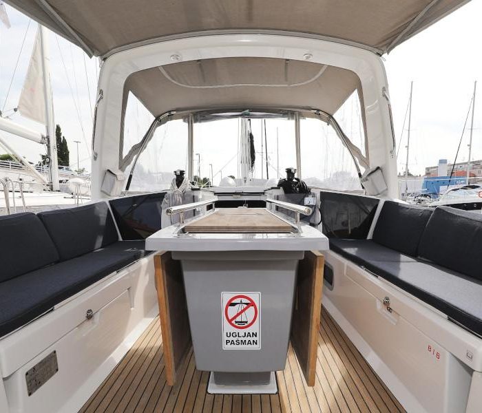 Seven | Oceanis 41.1 photo 13