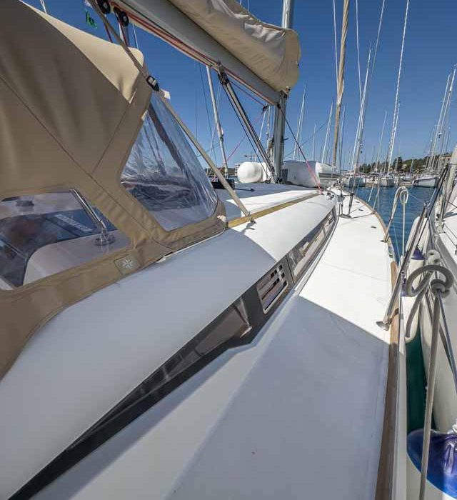 Pagomo capri | Sun Odyssey 449 photo 8