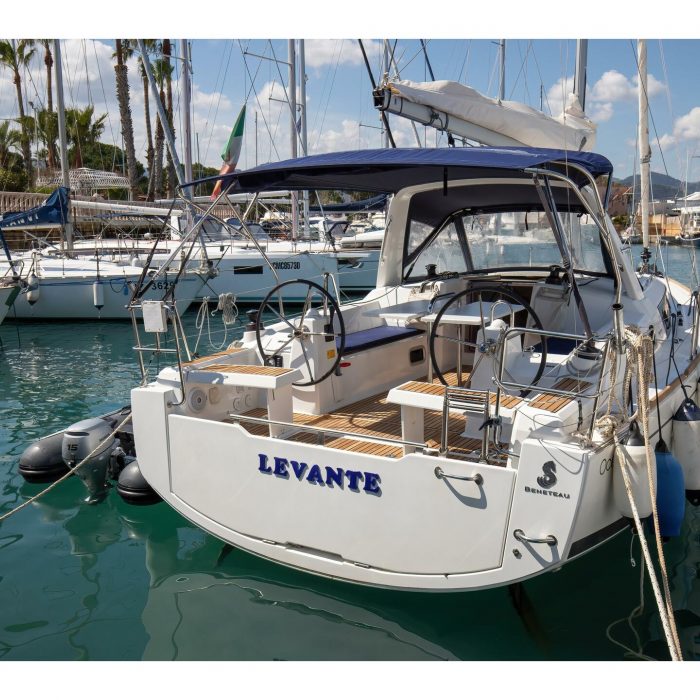 Levante - Standard line | Oceanis 35.1 photo 11