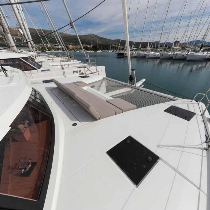 Alchiba | Fountaine Pajot Astrea 42 photo 1