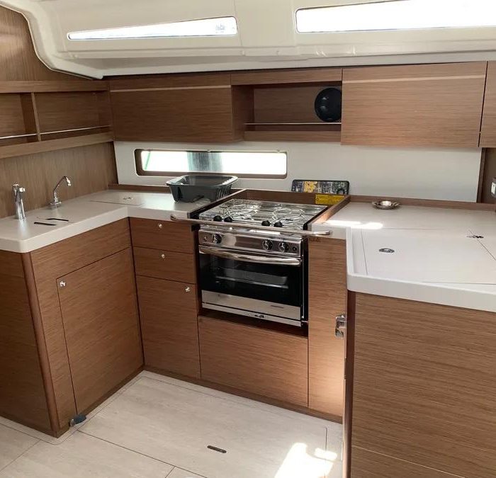 Avra | Oceanis 40.1 photo 12