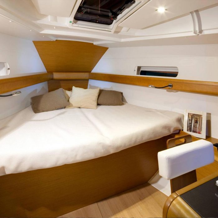 Kinthia | Sun Odyssey 419 photo 15